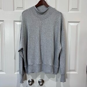 Athleta Apollo Gray Crew Neck Athletic Sweatshirt Size XL